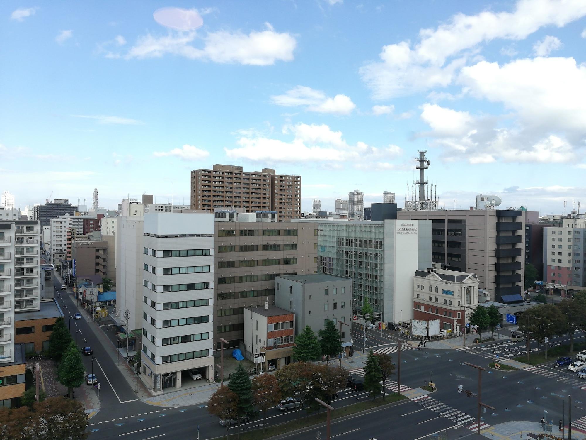 Sapporo Prince Hotel Extérieur photo View of the station