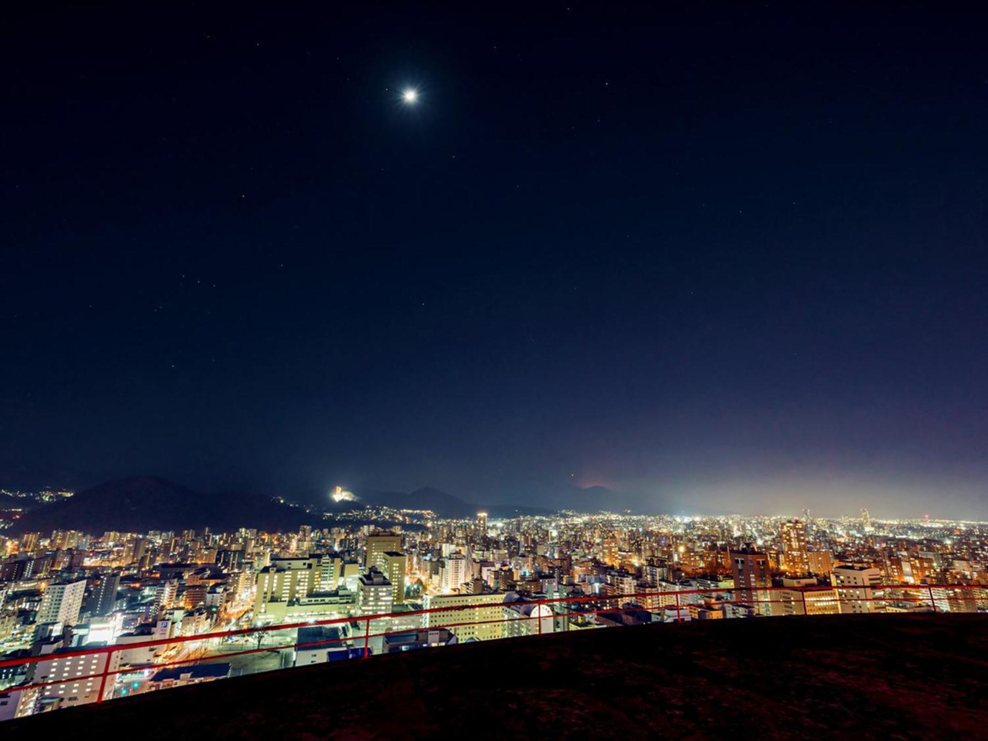 Sapporo Prince Hotel Extérieur photo View of Athens at night